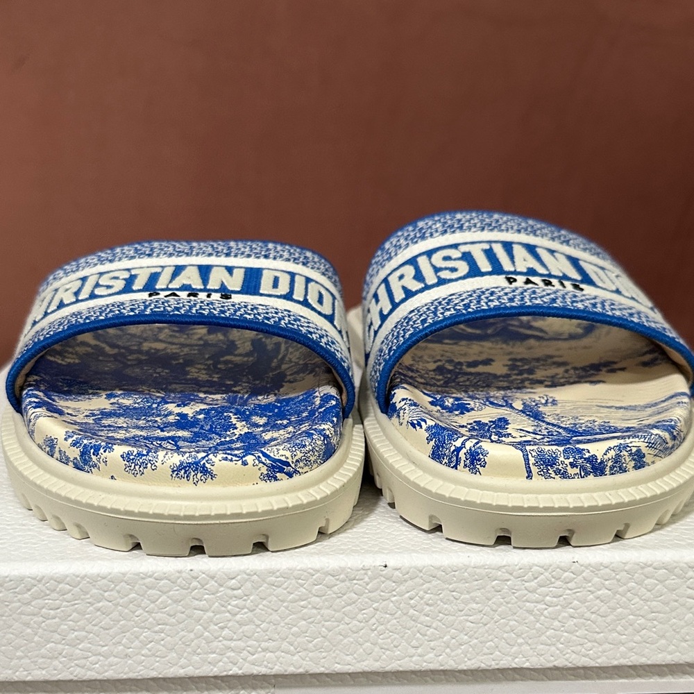 NWT Christian Dior Blue and White Slides - Picture 4 of 7